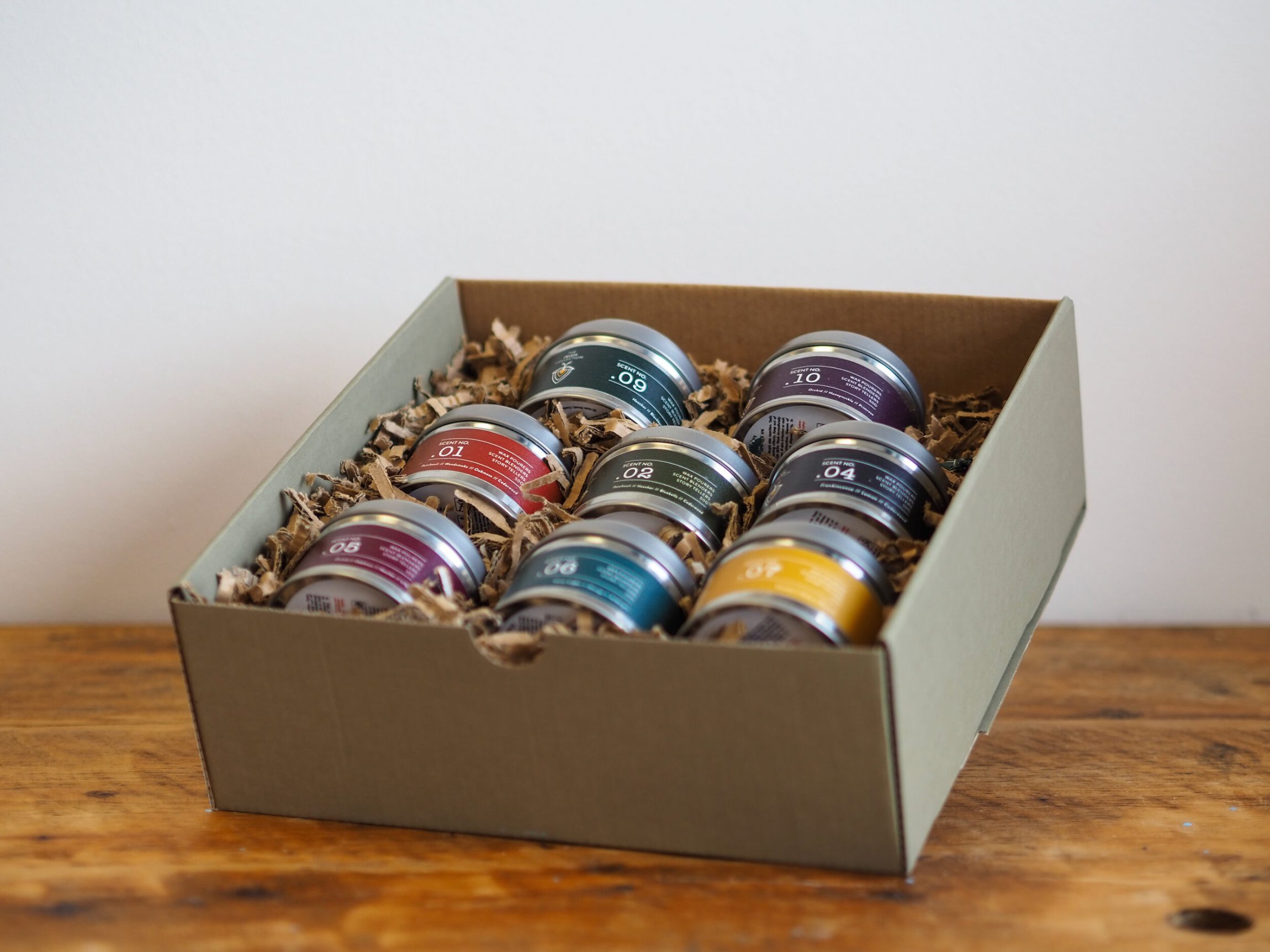 Discovery set - 8 Travel Candles - The Bearded Candle Makers